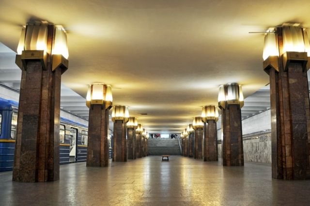 Cтанція метро «Героїв Дніпра»